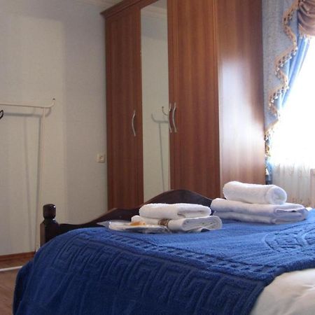 Blue Guest House Samtredia Esterno foto